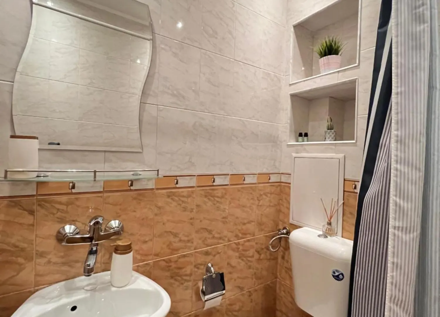 Cairo Central 1Bdr W Work Space Near Metro And Railway Station صوفيا شقة